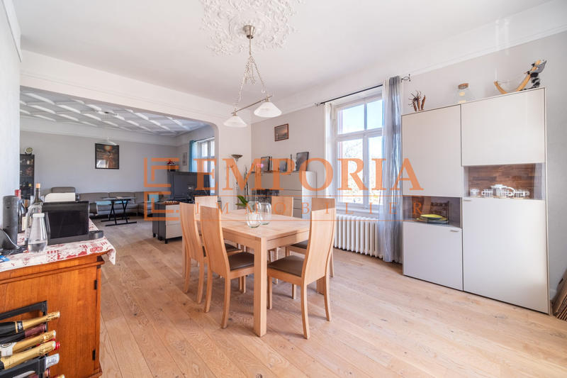 Appartement - 155 m² - 6 pièces