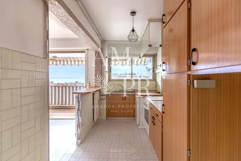 Appartement - 81 m² - 3 pièces