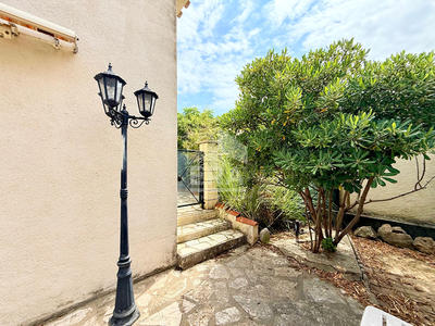 Maison - 147 m² - 5 pièces