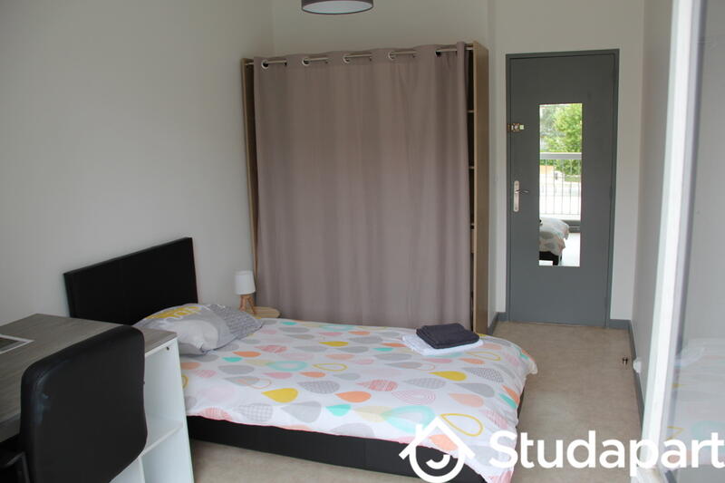 Chambre - 12 m² - 1 pièce