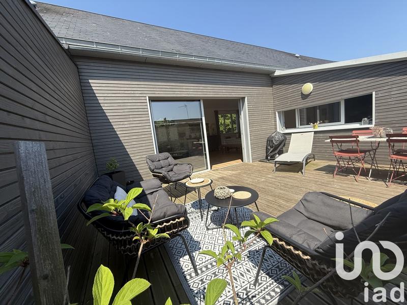 Maison - 210 m² - 7 pièces