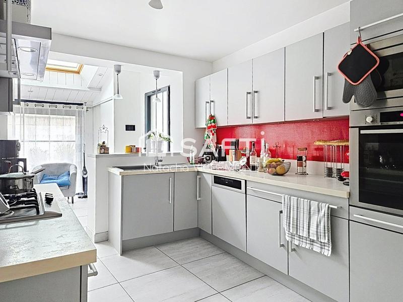 Maison - 123 m² - 6 pièces