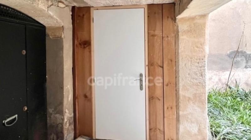 Bureau - 3 m² - 1 pièce