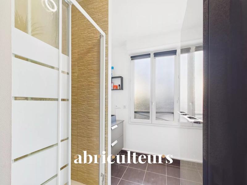 Maison - 100 m² - 6 pièces