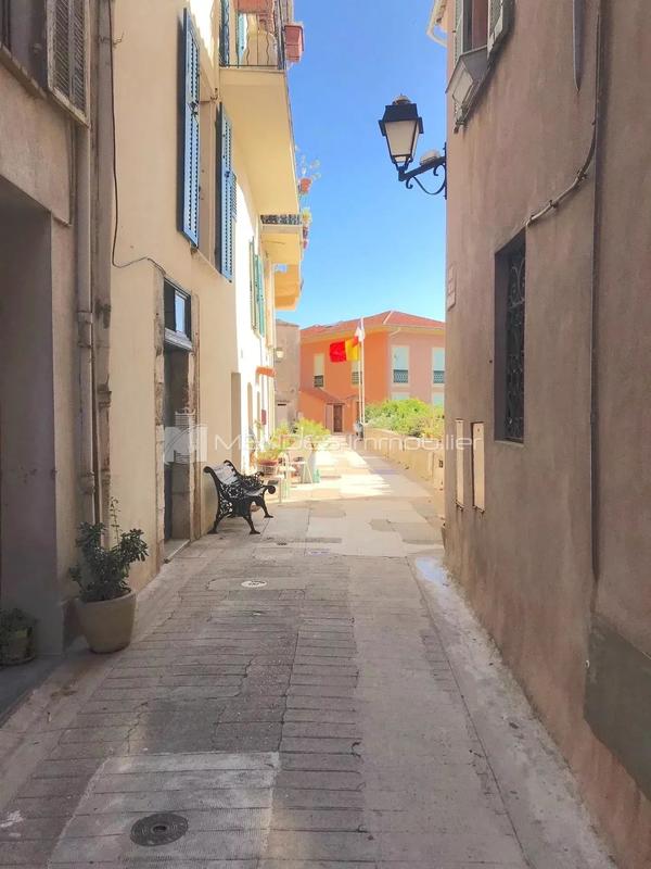 Maison de village - 80 m² - 3 pièces