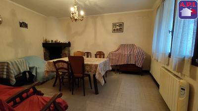 Maison - 92 m² - 5 pièces