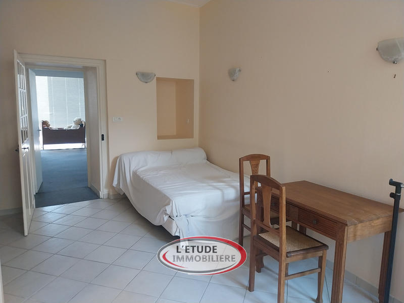 Maison - 190 m² - 8 pièces