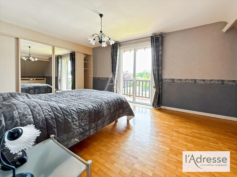 Maison - 145 m² - 7 pièces