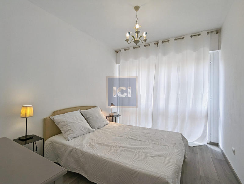 Appartement - 95 m² - 5 pièces