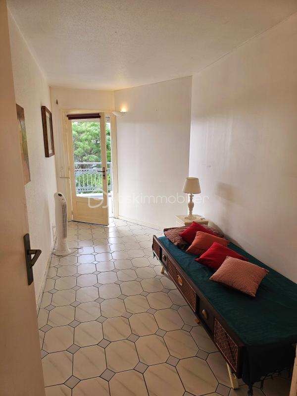 Appartement - 82 m² - 3 pièces