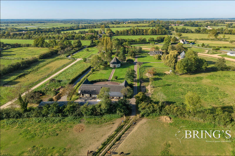 Maison - 200 m² - 6 pièces