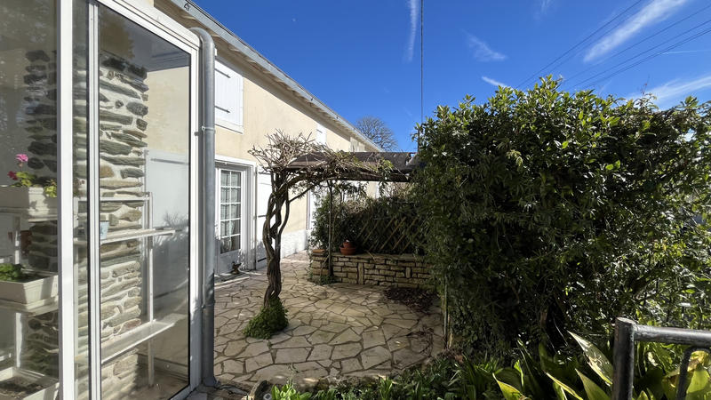 Maison - 222 m² - 5 pièces