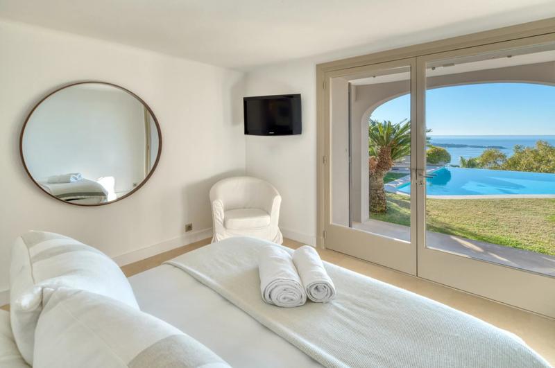 Villa - 320 m² - 6 pièces