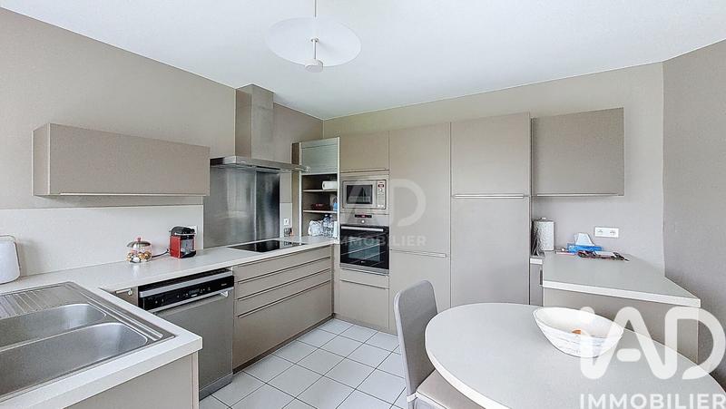 Maison - 160 m² - 7 pièces