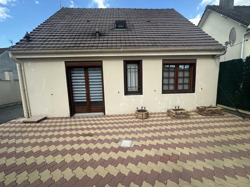 Maison - 125 m² - 5 pièces