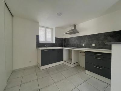 Maison - 74 m² - 3 pièces