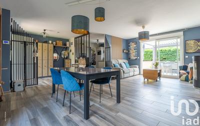 Maison - 100 m² - 5 pièces