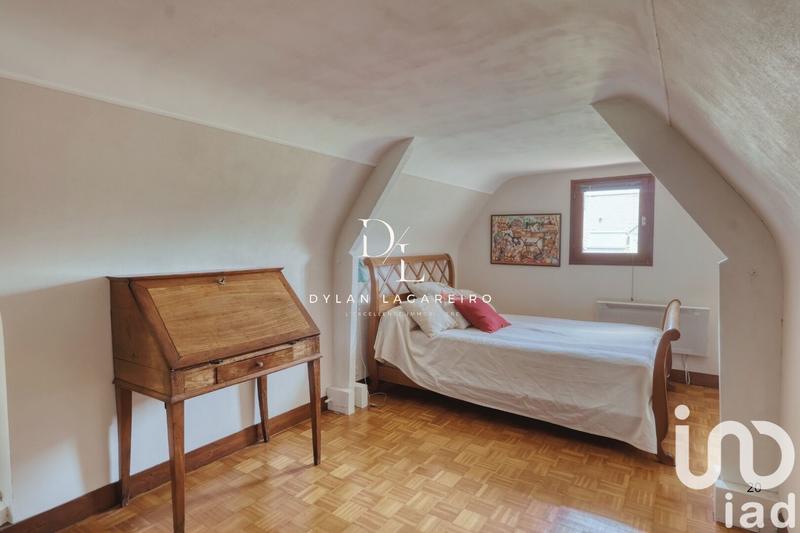 Maison - 155 m² - 8 pièces