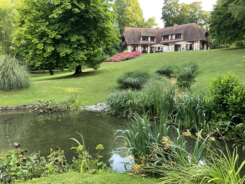 Maison - 388 m² - 11 pièces