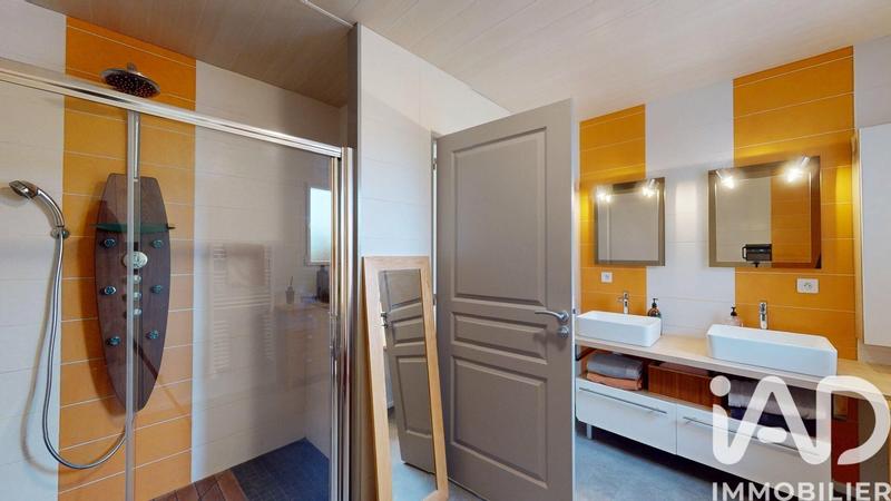 Maison - 142 m² - 6 pièces