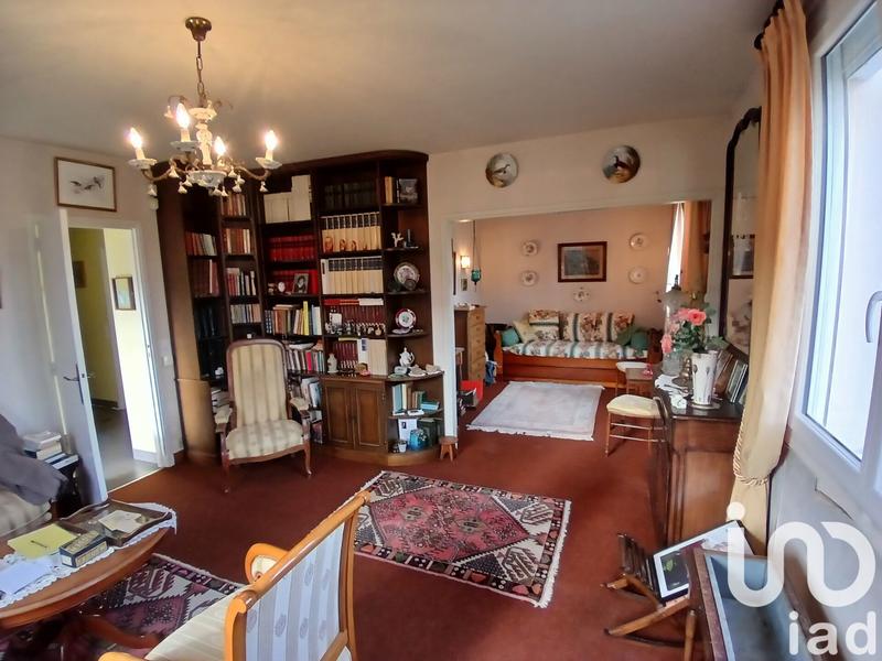 Maison - 142 m² - 8 pièces