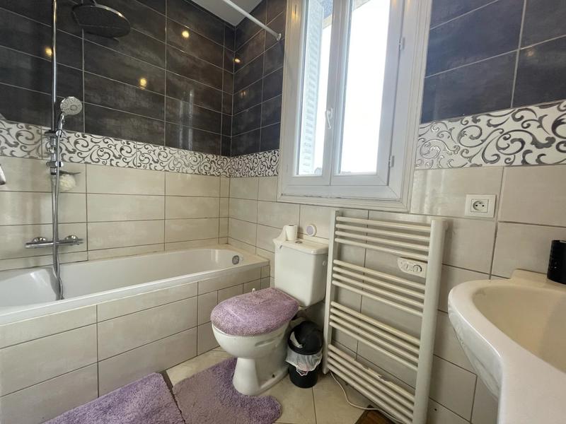 Maison - 100 m² - 5 pièces