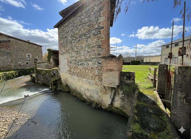 Maison - 200 m² - 4 pièces