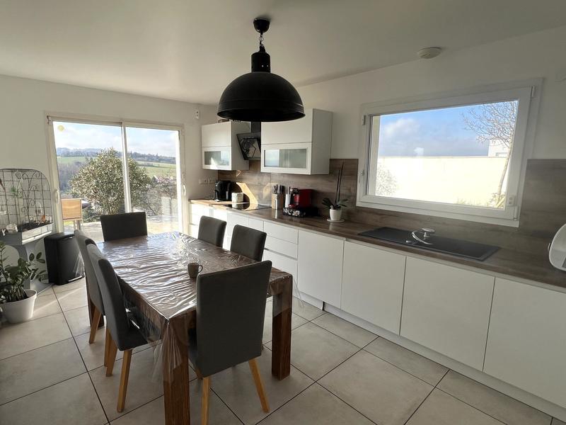 Maison - 112 m² - 5 pièces