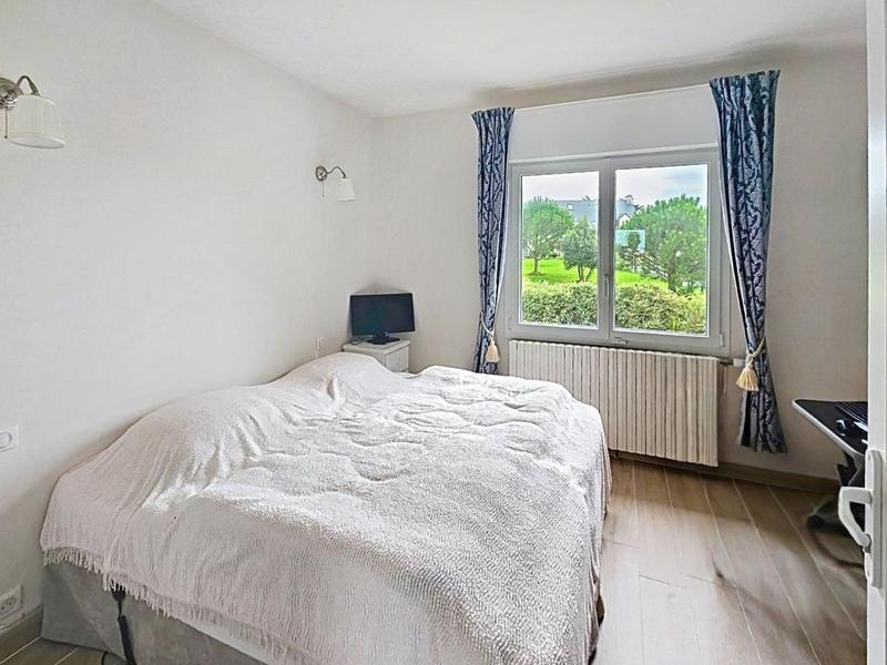 Villa - 199 m² - 9 pièces