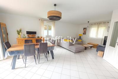 Maison - 159 m² - 5 pièces