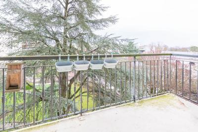 Appartement - 90 m² - 4 pièces