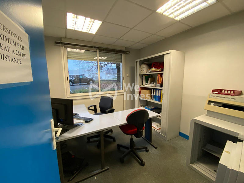 Local commercial - 819 m²