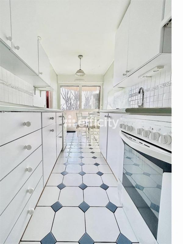 Appartement - 91 m² - 4 pièces