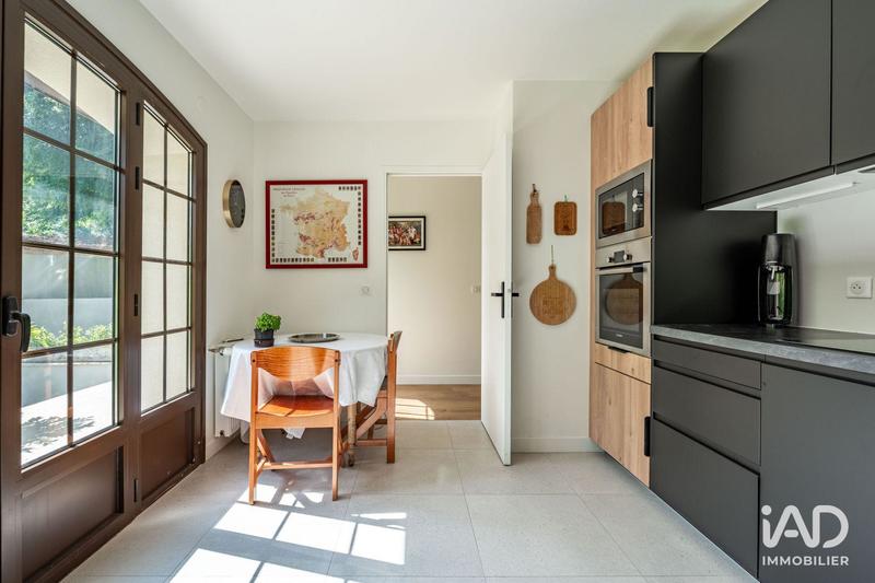 Maison - 185 m² - 6 pièces