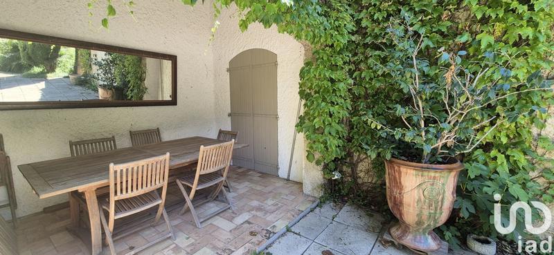 Maison - 240 m² - 7 pièces