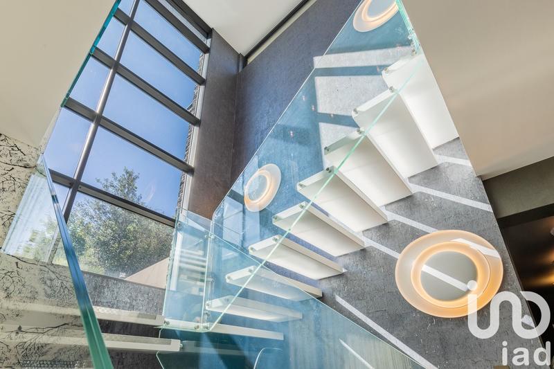 Maison de maîtres - 650 m² - 10 pièces