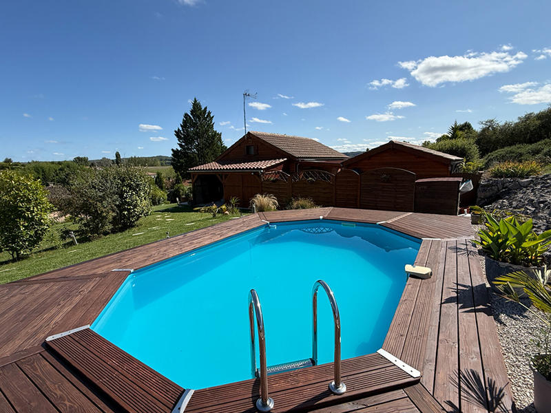 Maison - 112 m² - 9 pièces