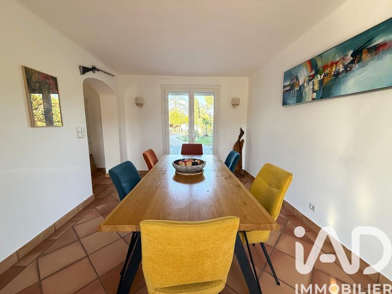Maison - 237 m² - 6 pièces