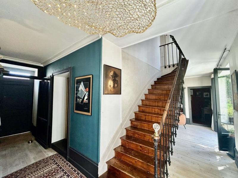 Maison de ville - 206 m² - 6 pièces