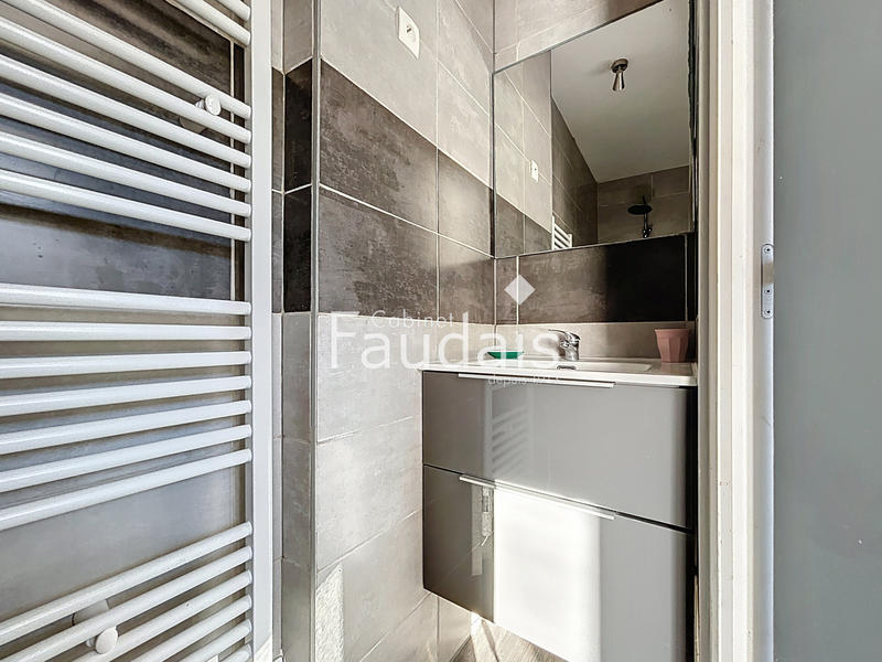 Maison - 151 m² - 8 pièces