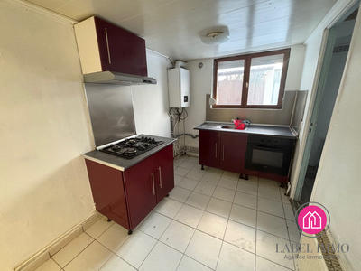 Maison - 80 m² - 4 pièces