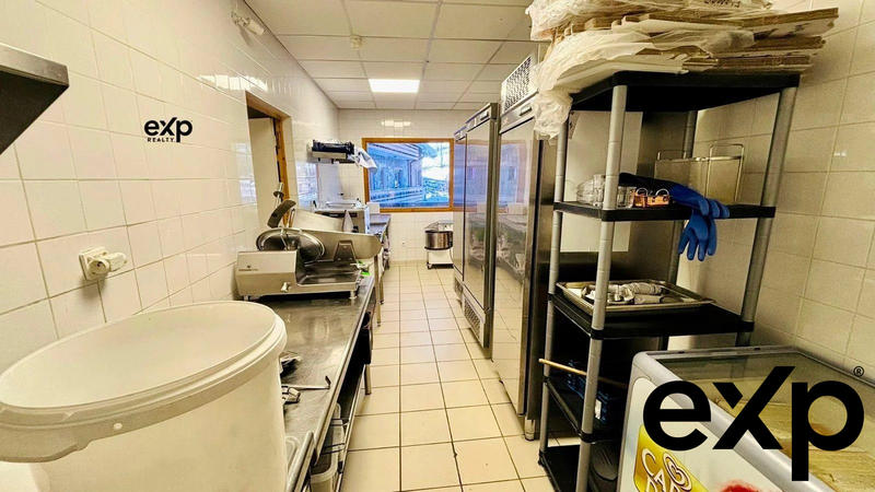 Fonds de commerce - 230 m²