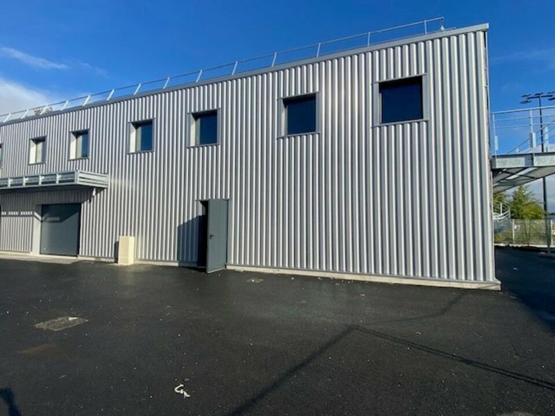 Local d'activité / Entrepôt - 185 m²