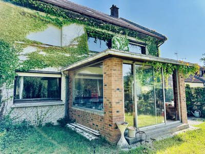 Maison - 147 m² - 8 pièces