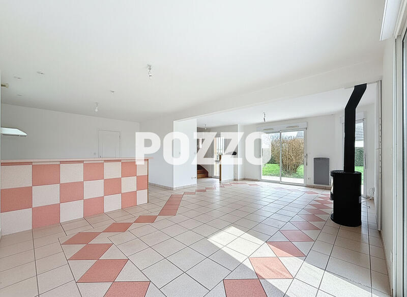 Maison - 92 m² - 4 pièces