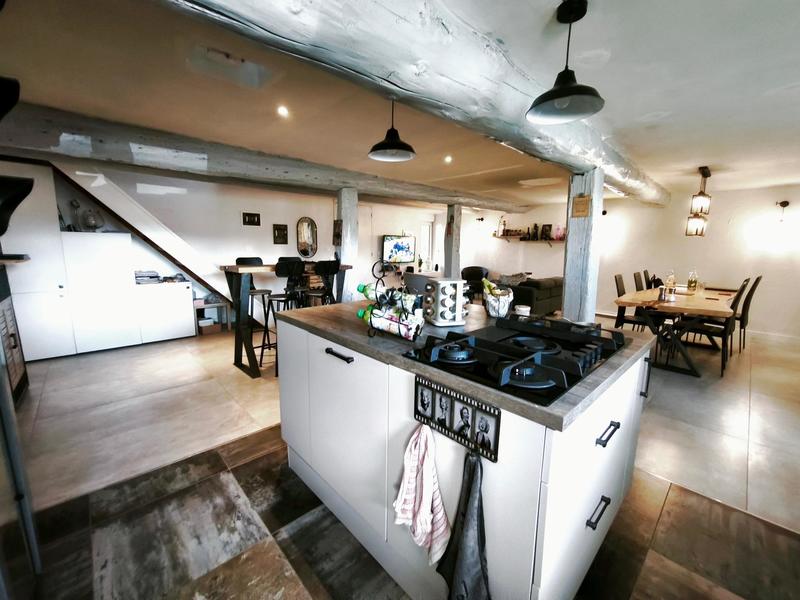 Maison - 164 m² - 5 pièces