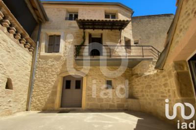 Maison - 270 m² - 10 pièces