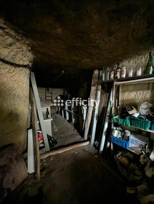 Parking / Garage - 39 m²