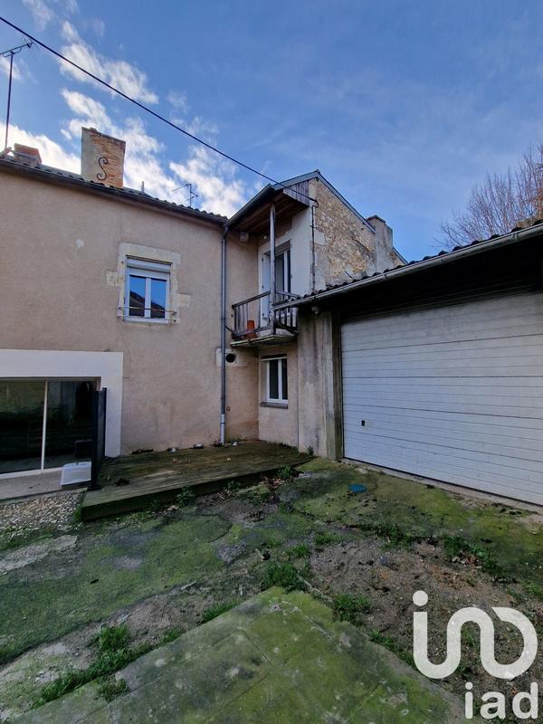 Maison de ville - 242 m² - 9 pièces