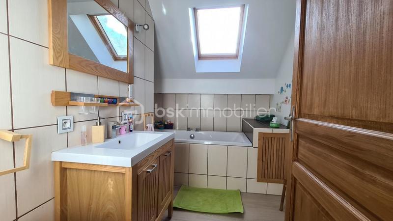 Propriété - 150 m² - 5 pièces